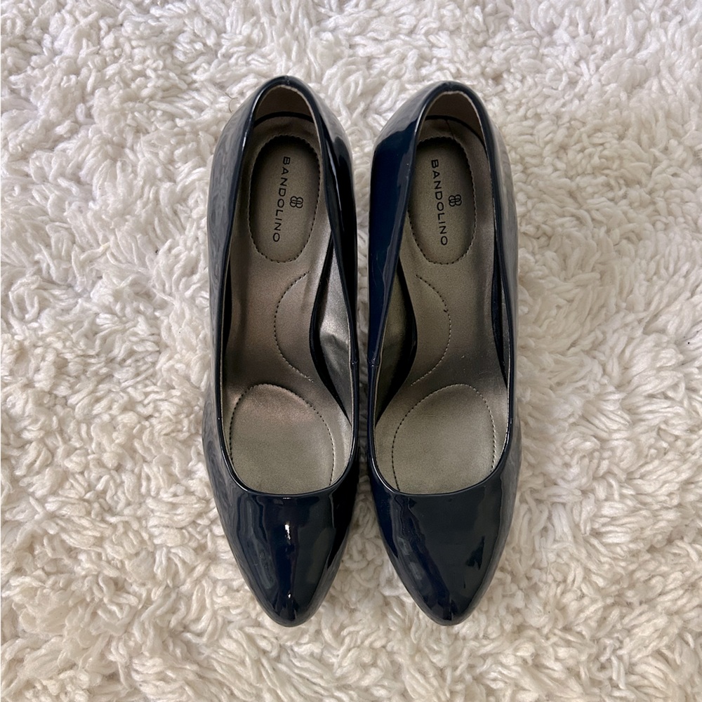 Navy blue heels